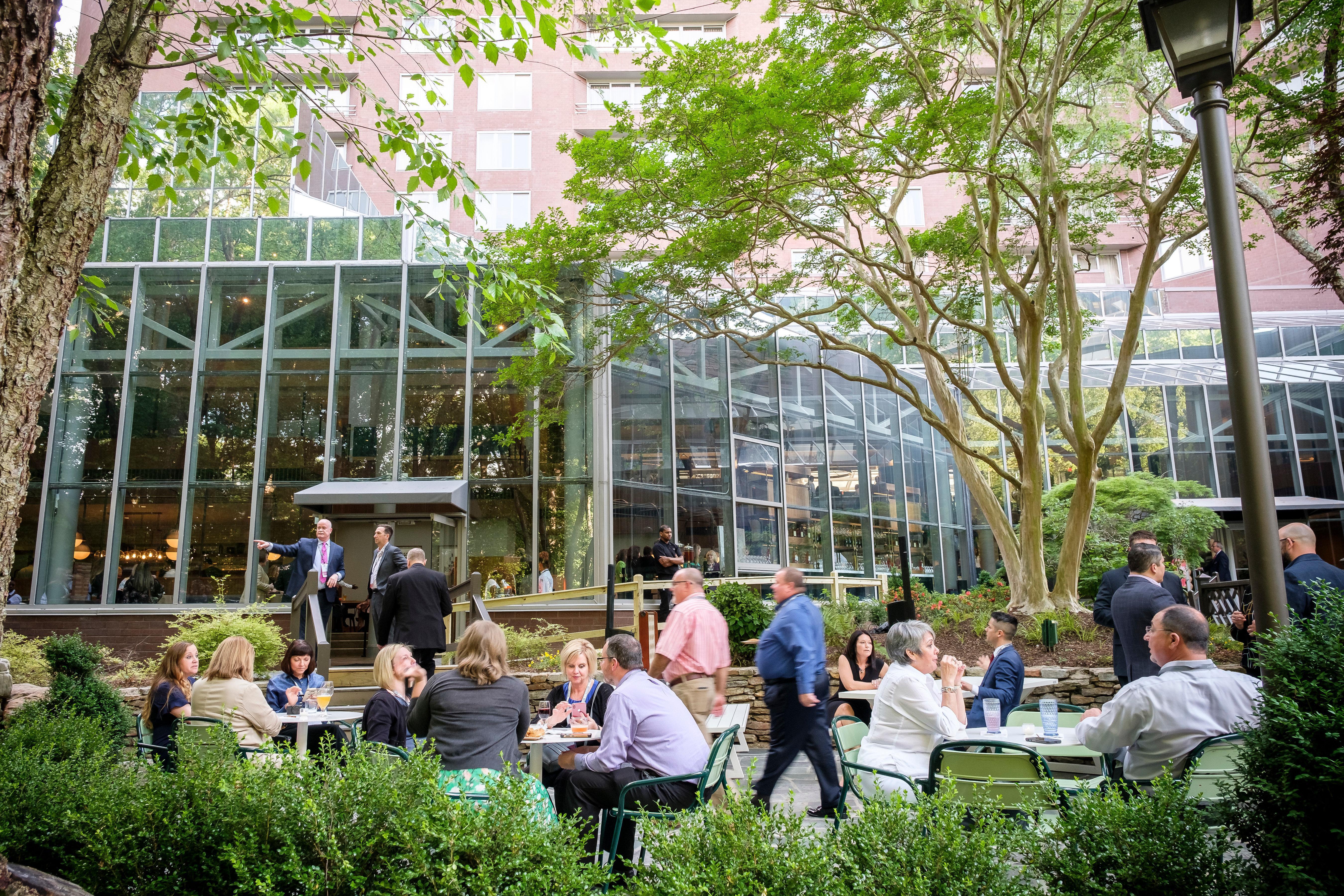 Отель Crowne Plaza Atlanta Perimeter At Ravinia By Ihg Данвуди Экстерьер фото
