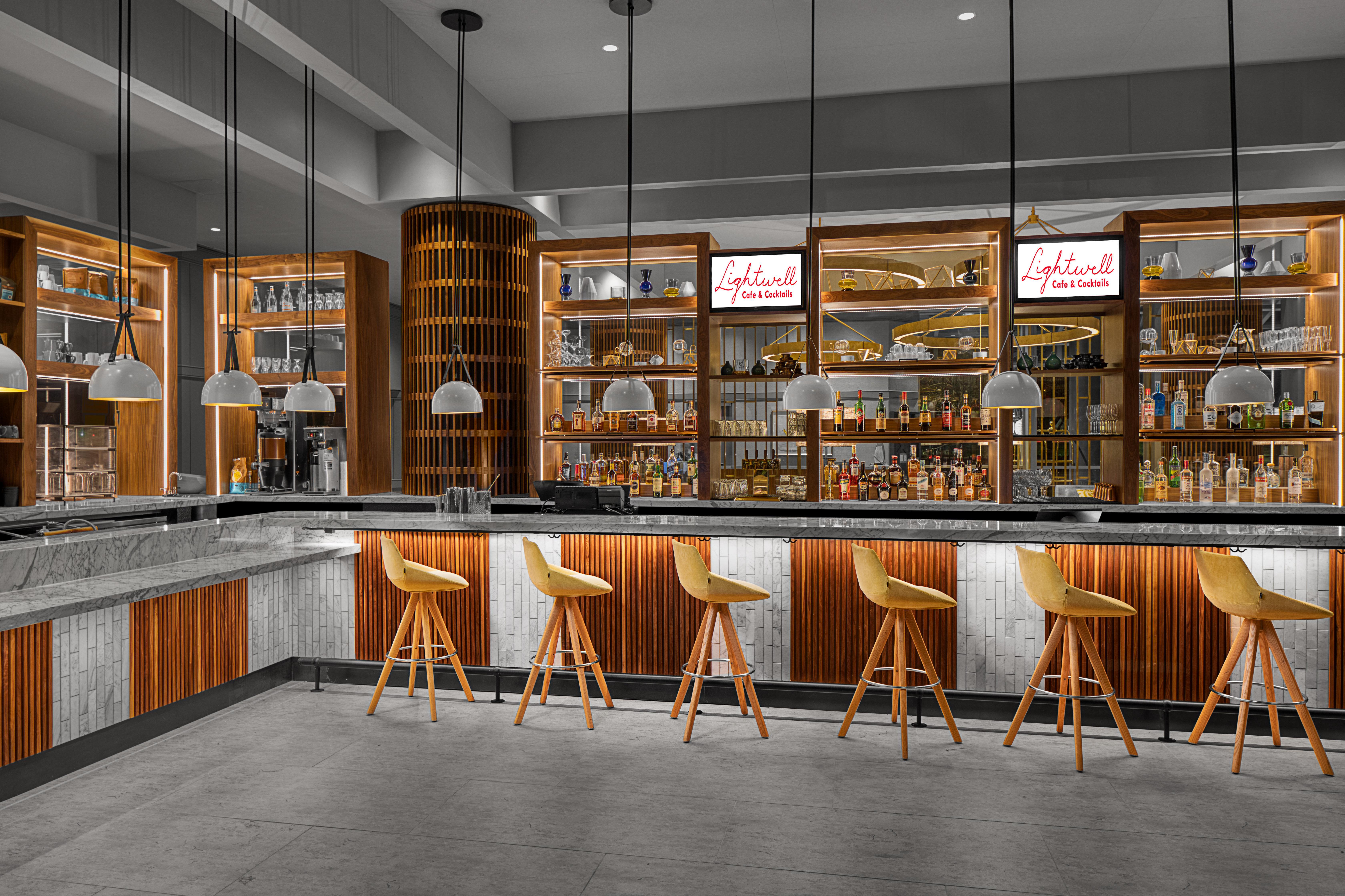 Отель Crowne Plaza Atlanta Perimeter At Ravinia By Ihg Данвуди Экстерьер фото