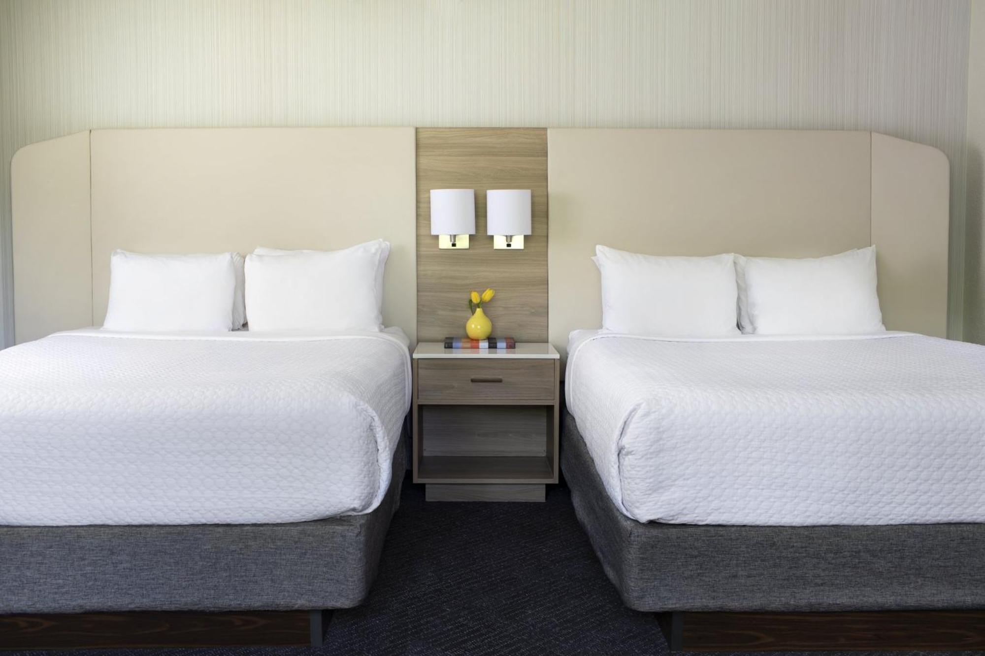 Отель Crowne Plaza Atlanta Perimeter At Ravinia By Ihg Данвуди Экстерьер фото