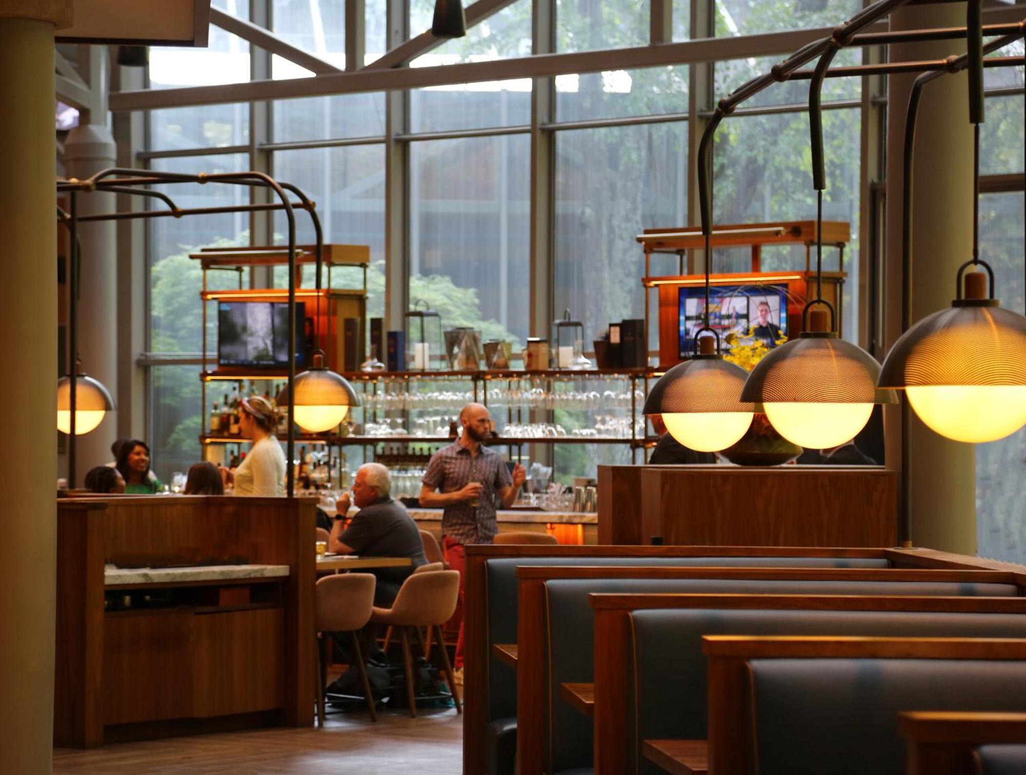 Отель Crowne Plaza Atlanta Perimeter At Ravinia By Ihg Данвуди Экстерьер фото
